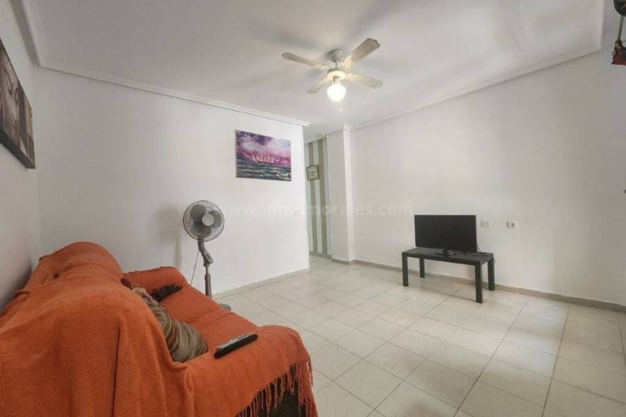 Wiederverkauf - Wohnung/Apartment - Torrevieja - Playa del Acequion