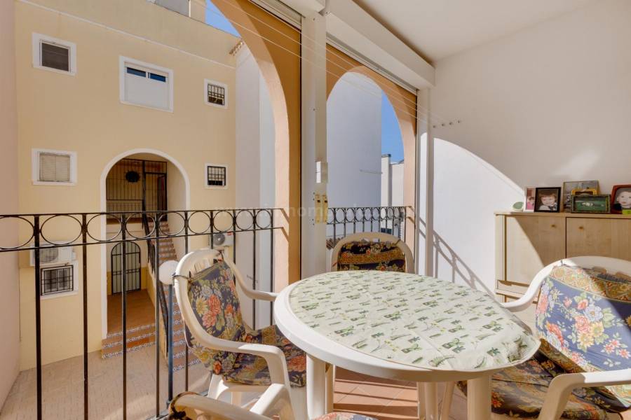 Wiederverkauf - Wohnung/Apartment - Torrevieja - Playa de los Náufragos