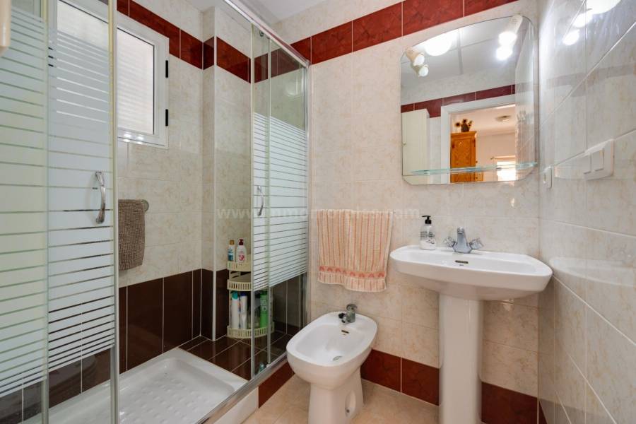 Wiederverkauf - Wohnung/Apartment - Torrevieja - Playa de los Náufragos