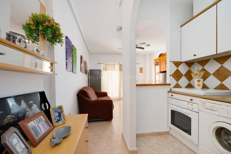 Wiederverkauf - Wohnung/Apartment - Torrevieja - Playa de los Náufragos