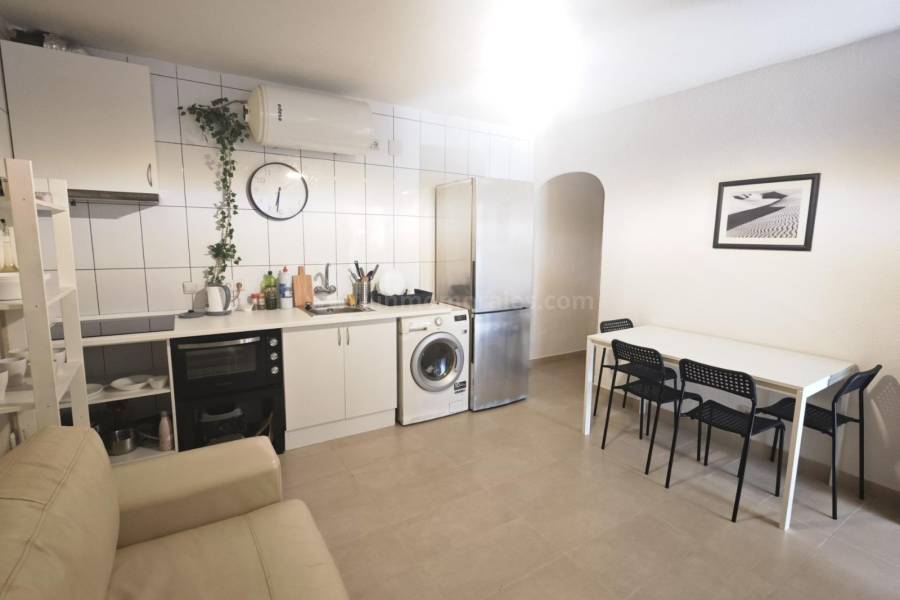 Wiederverkauf - Wohnung/Apartment - Torrevieja - Nueva Torrevieja