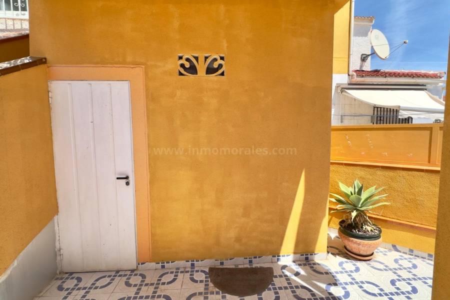 Wiederverkauf - Freistehende Villa / Chalet - Torrevieja - Torreta III