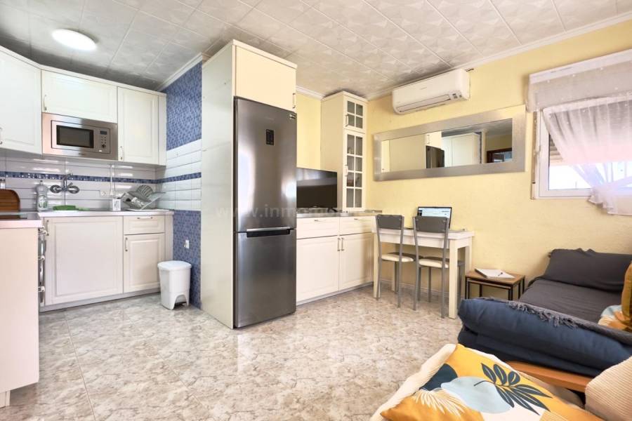 Wiederverkauf - Freistehende Villa / Chalet - Torrevieja - Torreta III