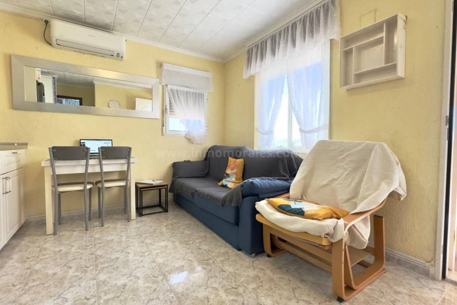 Wiederverkauf - Freistehende Villa / Chalet - Torrevieja - Torreta III