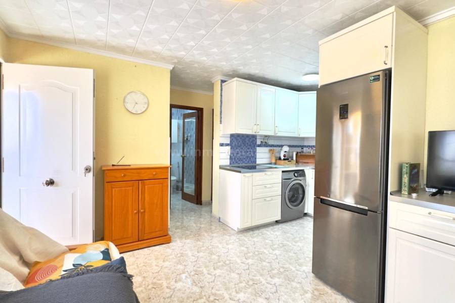 Wiederverkauf - Freistehende Villa / Chalet - Torrevieja - Torreta III