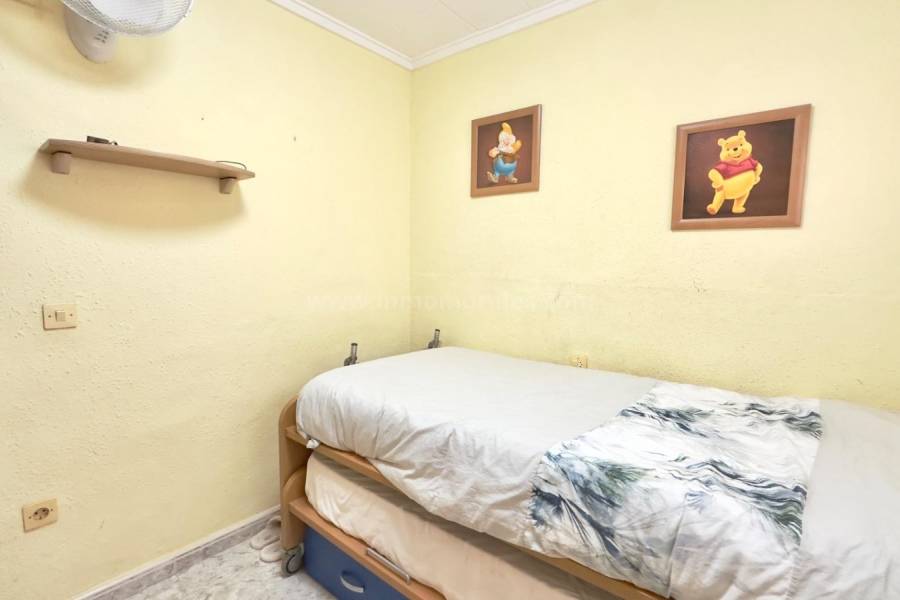 Wiederverkauf - Freistehende Villa / Chalet - Torrevieja - Torreta III