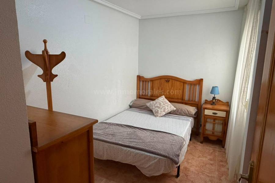 Wiederverkauf - Wohnung/Apartment - Torrevieja - Centro
