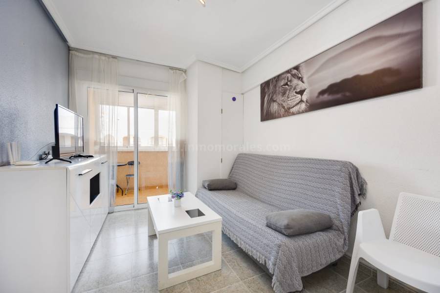 Resale - Apartment  - Torrevieja - Playa de los Locos