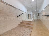 Resale - Apartment  - Torrevieja - Playa de los Locos