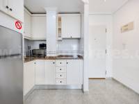 Resale - Apartment  - Torrevieja - Playa de los Locos