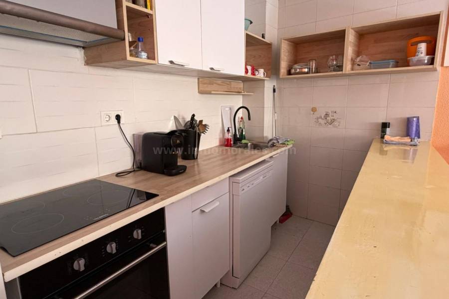 Resale - Apartment  - Torrevieja - Playa del Cura