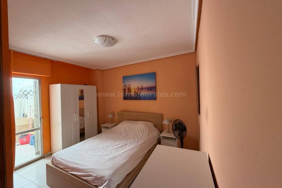 Resale - Apartment  - Torrevieja - Playa del Cura