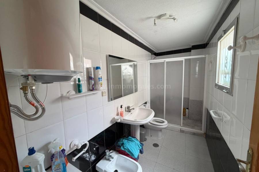 Resale - Apartment  - Torrevieja - Playa del Cura