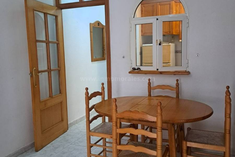 Resale - Apartment  - Torrevieja - Playa del Cura
