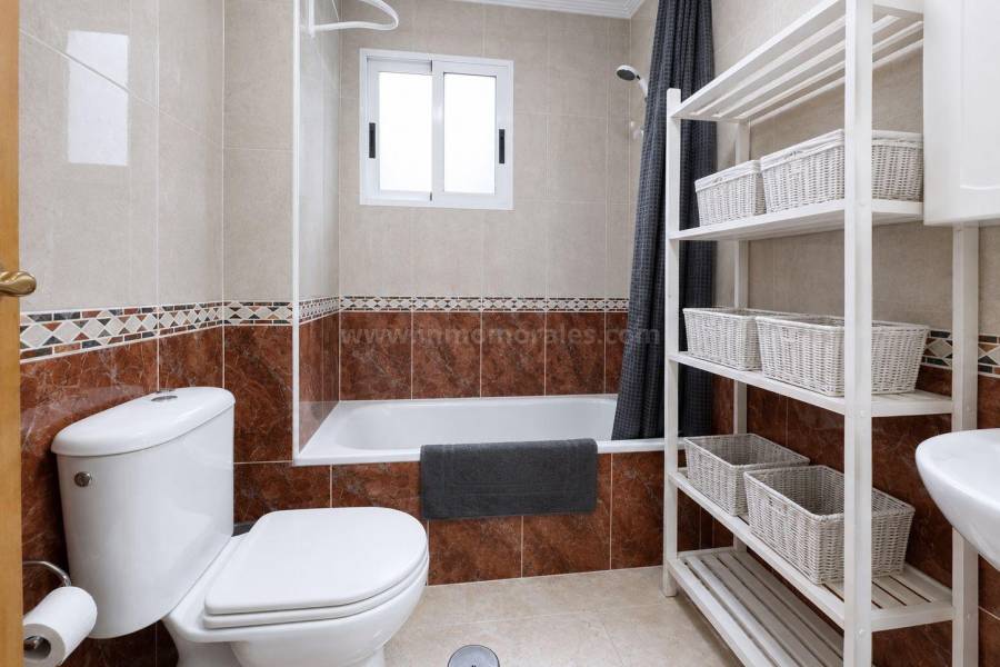 Resale - Apartment  - Torrevieja - Centro