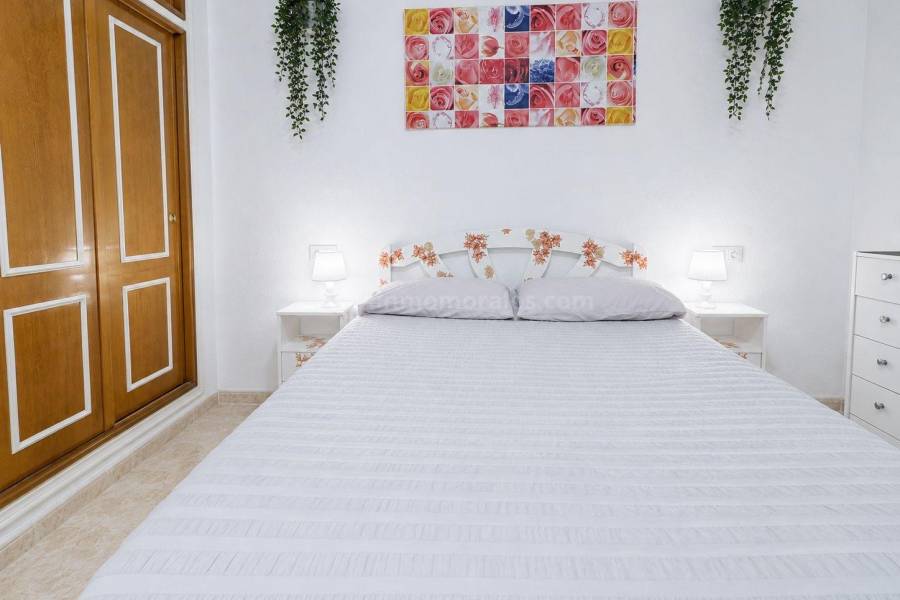 Resale - Apartment  - Torrevieja - Centro