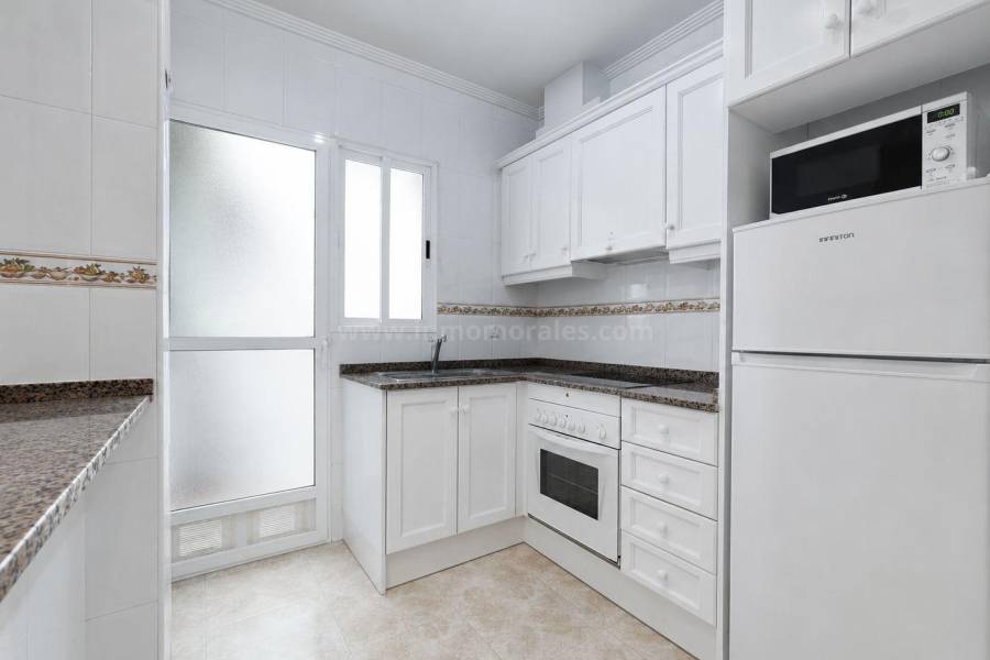 Resale - Apartment  - Torrevieja - Centro