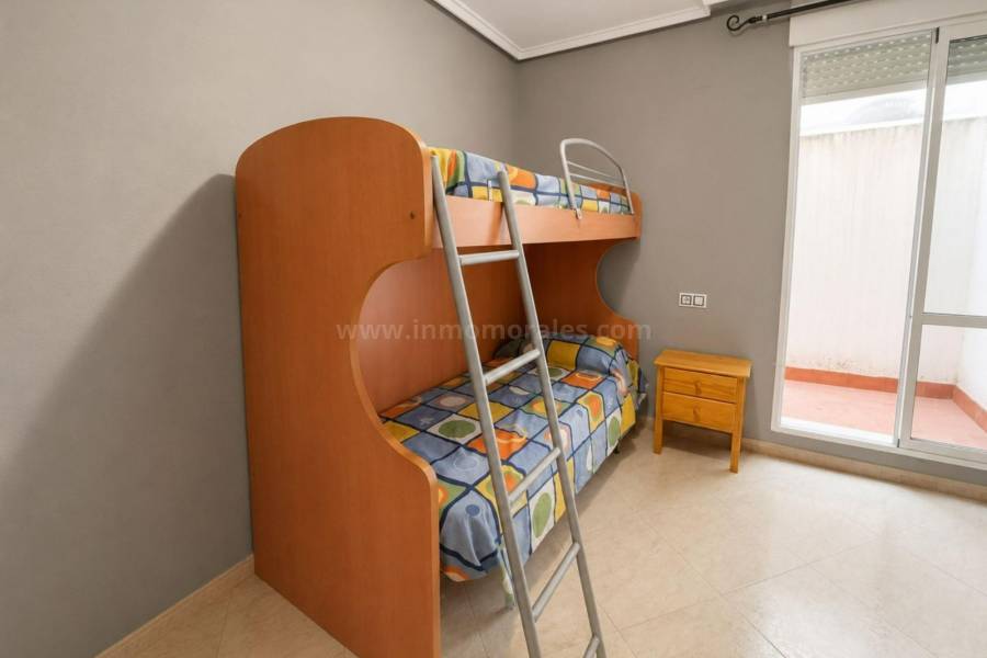 Resale - Apartment  - Torrevieja - Centro