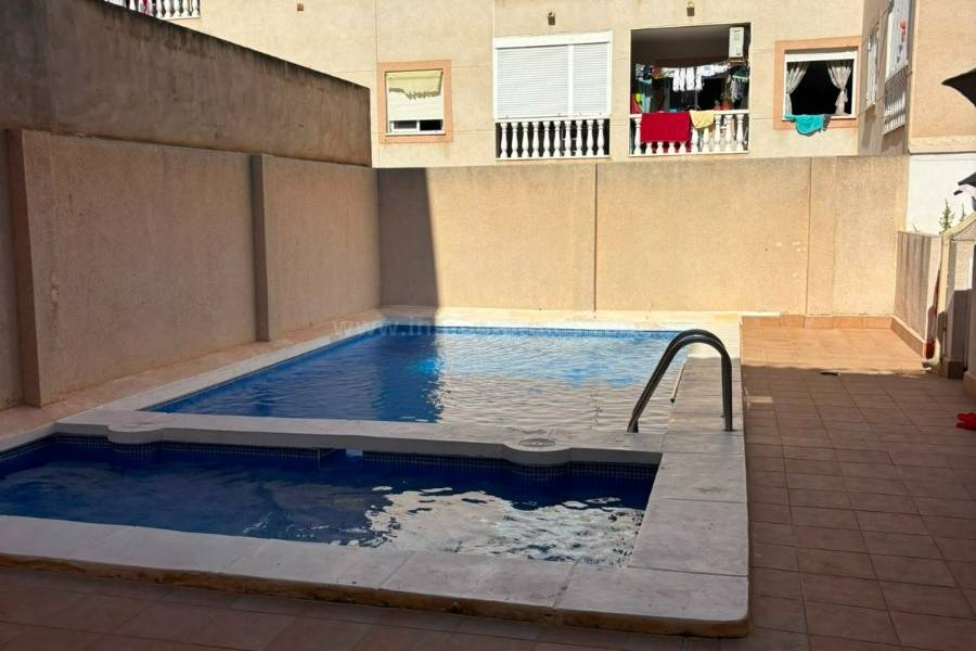 Resale - Duplex - Torrevieja - Playa del Cura