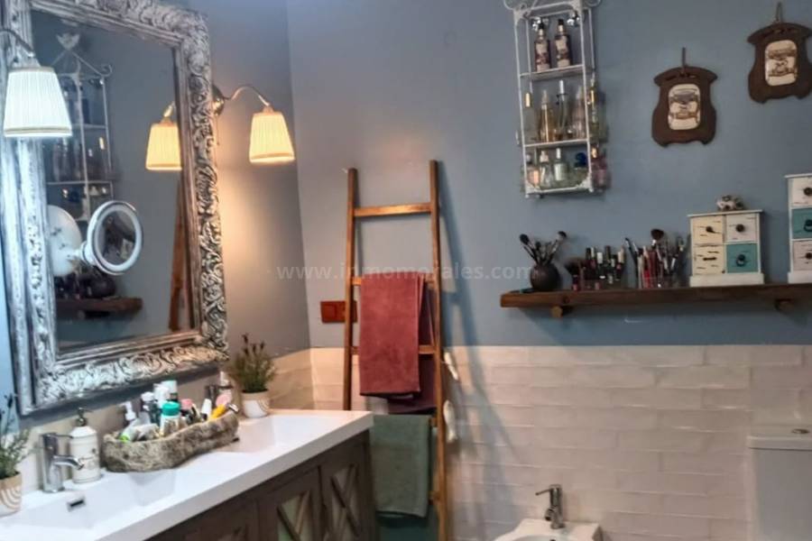 Resale - Detached House / Villa  - Torrevieja - Aguas Nuevas