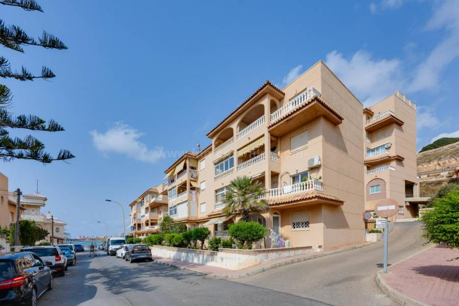Resale - Apartment  - La Mata - Cabo Cervera