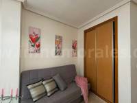 Resale - Apartment  - Torrevieja - Playa del Cura