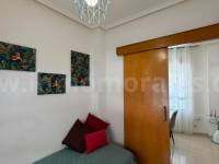 Resale - Apartment  - Torrevieja - Playa del Cura