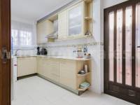 Resale - Detached House / Villa  - Torrevieja - Aguas Nuevas