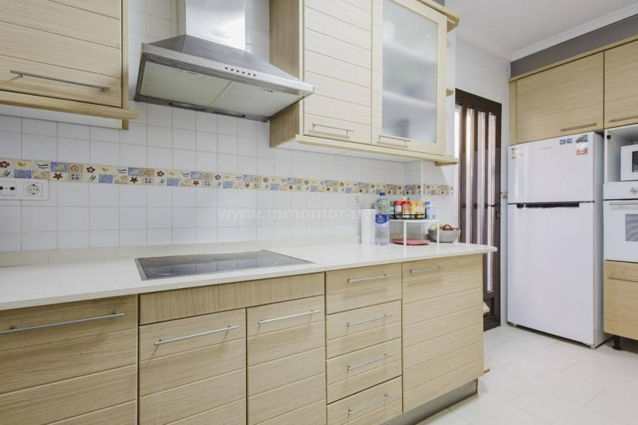 Resale - Detached House / Villa  - Torrevieja - Aguas Nuevas