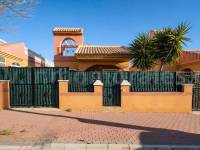 Resale - Detached House / Villa  - Torrevieja - Aguas Nuevas