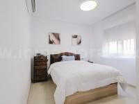 Resale - Detached House / Villa  - Torrevieja - Aguas Nuevas