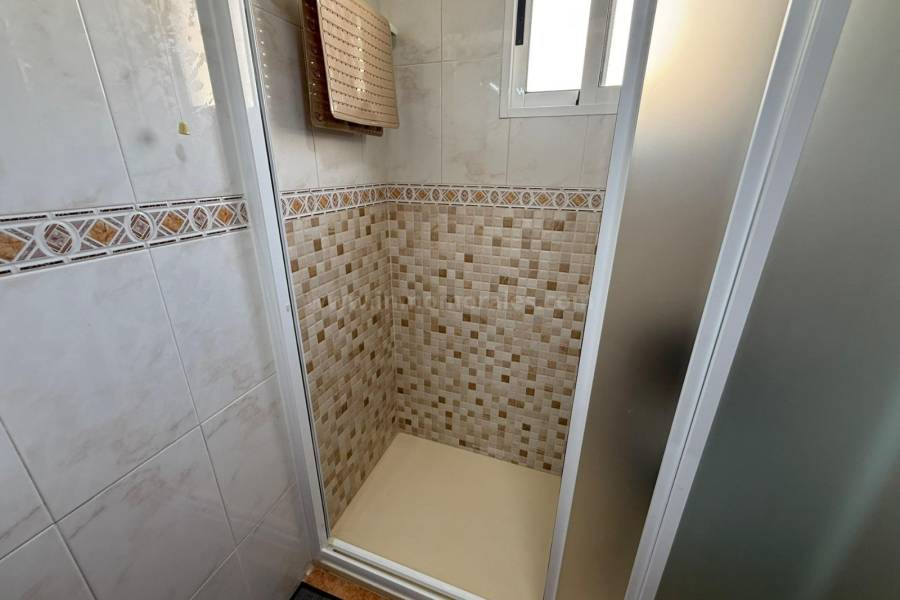 Resale - Apartment  - Torrevieja - Nueva Torrevieja