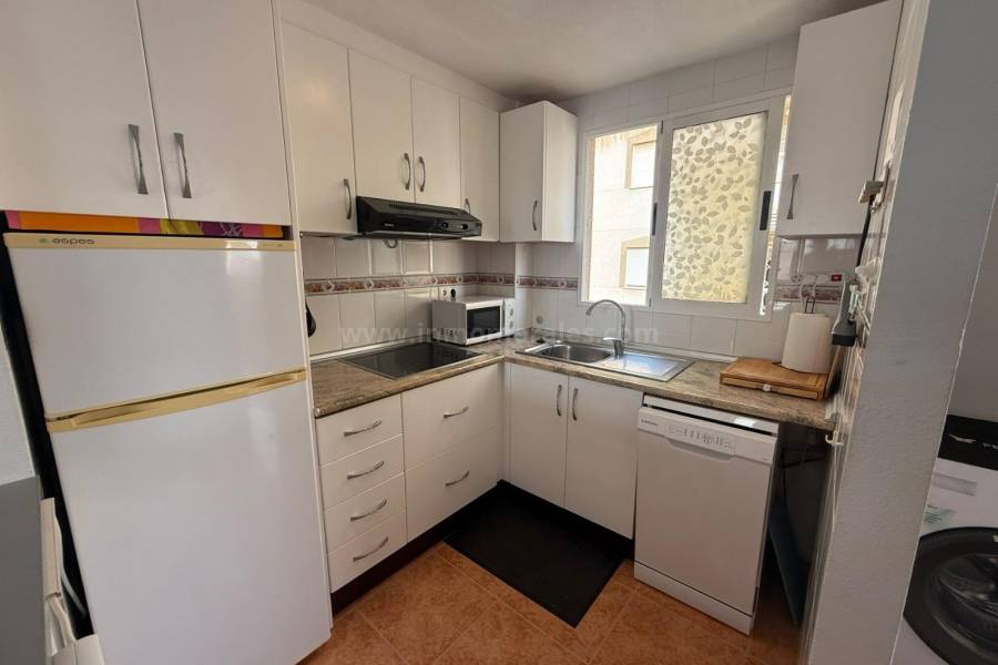 Resale - Apartment  - Torrevieja - Nueva Torrevieja