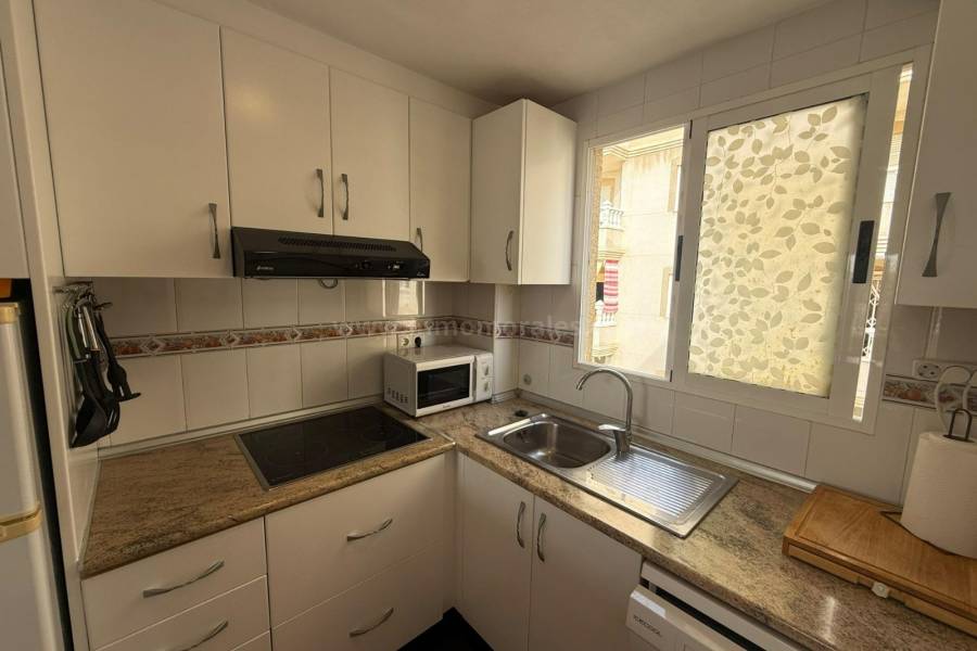 Resale - Apartment  - Torrevieja - Nueva Torrevieja