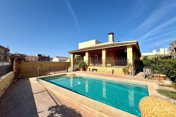 Freistehende Villa / Chalet - Wiederverkauf - Formentera del Segura - Formentera del Segura