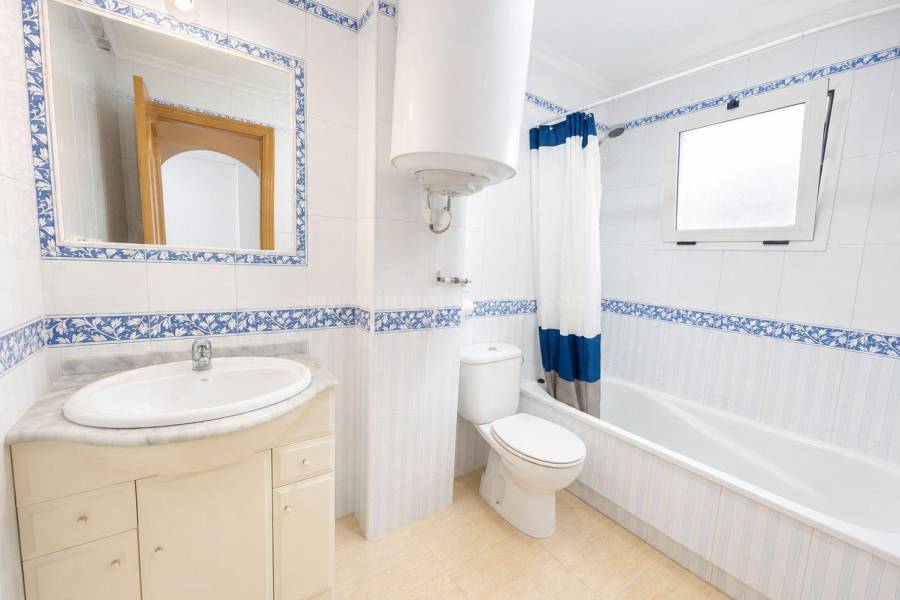 Wiederverkauf - Wohnung/Apartment - Torrevieja - Playa del Cura