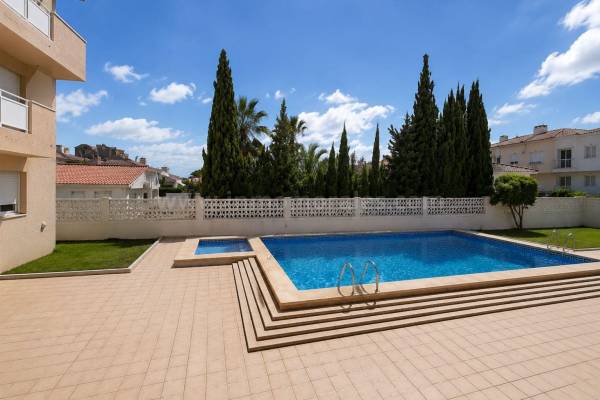 Appartement - Herverkoop - Torrevieja - Nueva Torrevieja