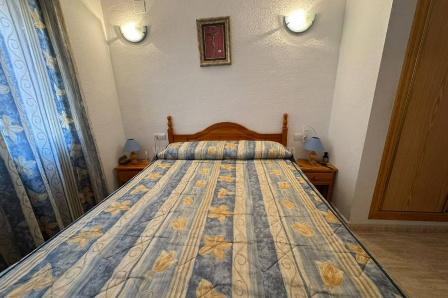 Wiederverkauf - Wohnung/Apartment - Torrevieja - Playa del Cura