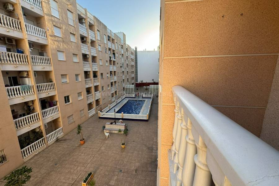 Wiederverkauf - Wohnung/Apartment - Torrevieja - Playa del Cura