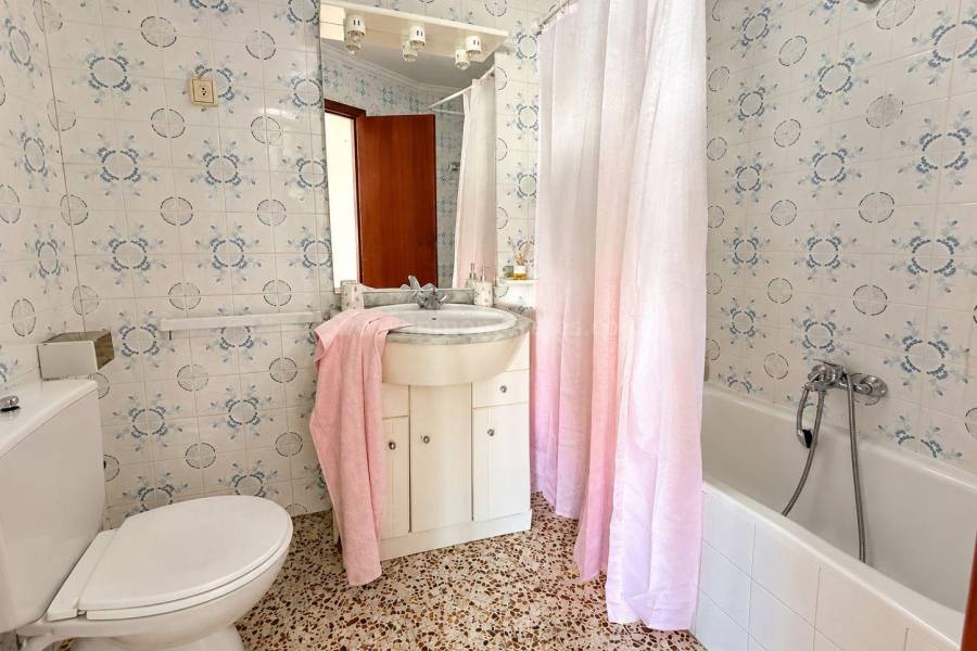 Wiederverkauf - Penthauswohnung - Torrevieja - Playa del Acequion