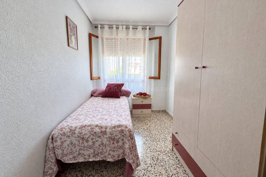 Wiederverkauf - Penthauswohnung - Torrevieja - Playa del Acequion