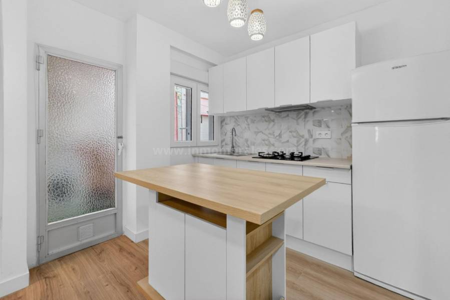 Wiederverkauf - Wohnung/Apartment - Torrevieja - Center Torrevieja