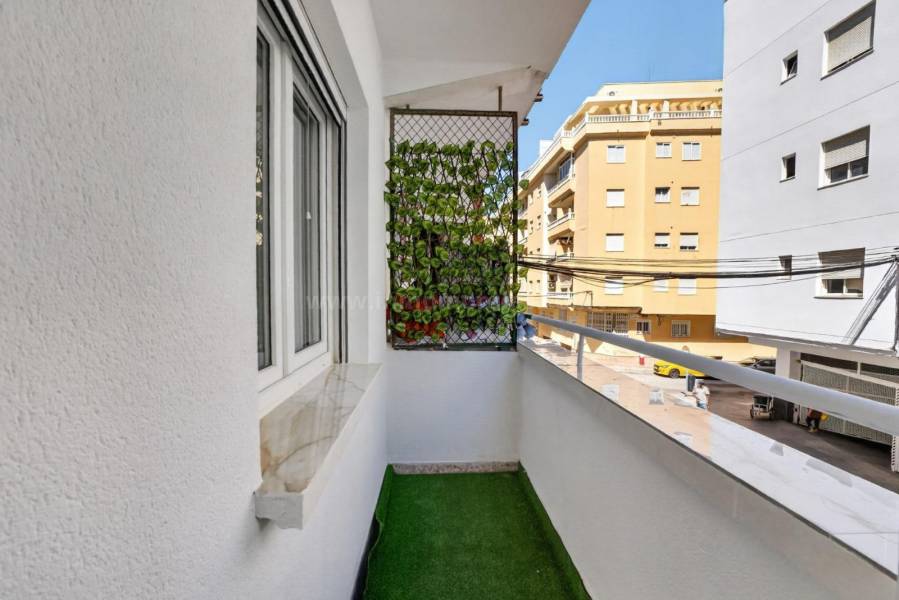 Wiederverkauf - Wohnung/Apartment - Torrevieja - Center Torrevieja